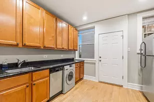 3257 W Olive Ave, Chicago, IL 60659 - Photo 5