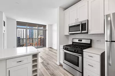 600 N Dearborn Street #1707, Chicago, IL 60654 - Photo 5