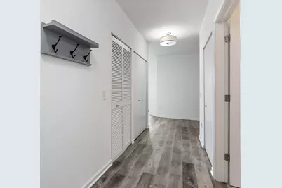 600 N Dearborn Street #1707, Chicago, IL 60654 - Photo 13
