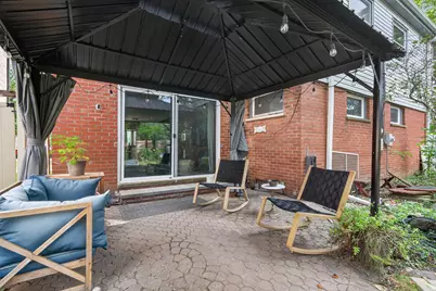 7106 Beckwith Road, Morton Grove, IL 60053 - Photo 17
