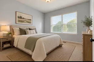 65 Veneto Ct, Streamwood, IL 60107 - Photo 13