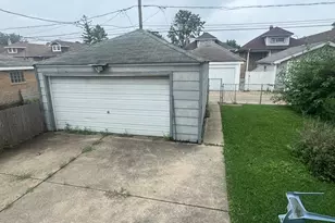 2322 S Austin Blvd, Cicero, IL 60804 - Photo 13