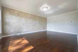 7224 W 60th Pl, Summit, IL 60501 - Photo 3