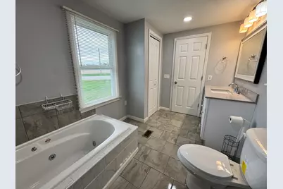 106 Redwood Manor, Pontiac, IL 61764 - Photo 23