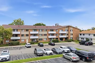 2000 Bayside Dr, Palatine, IL 60074 - Photo 1