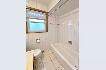 8629 Laramie Avenue, Burbank, IL 60459 - Photo 9