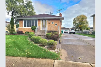 8629 Laramie Avenue, Burbank, IL 60459 - Photo 1