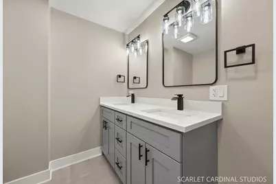 245 E Highland Avenue, Villa Park, IL 60181 - Photo 31