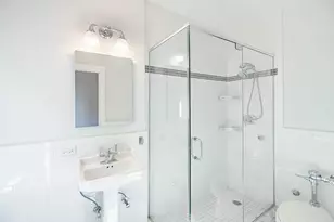 3240 N Lake Shore Dr, Chicago, IL 60657 - Photo 25