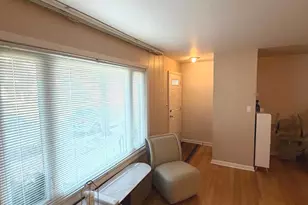 2507 W Howard St, Chicago, IL 60645 - Photo 5