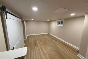 2507 W Howard St, Chicago, IL 60645 - Photo 19