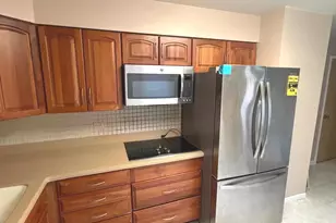 2507 W Howard St, Chicago, IL 60645 - Photo 13