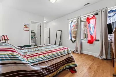 6319 N Sacramento Avenue #3E, Chicago, IL 60659 - Photo 9