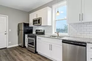 2919 N Kilpatrick Ave, Chicago, IL 60641 - Photo 3