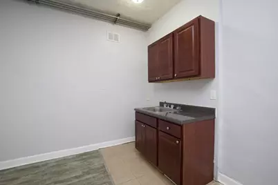 4735 N Beacon Street #104, Chicago, IL 60640 - Photo 3