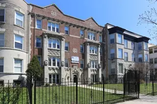 4735 N Beacon St, Chicago, IL 60640 - Photo 1