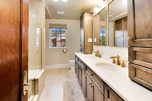10456 S Bell Ave, Chicago, IL 60643 - Photo 25