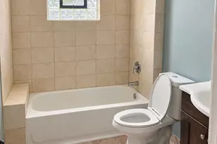 5342 S Fairfield Ave, Chicago, IL 60632 - Photo 9