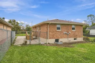 1226 Washington St, Chicago Heights, IL 60411 - Photo 3