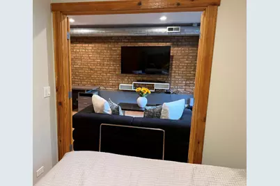 4104 N Mozart Street #GE, Chicago, IL 60618 - Photo 7