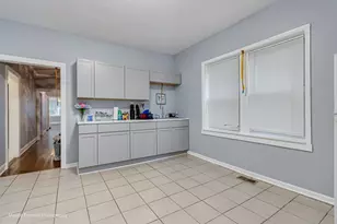 7928 S Hermitage Ave, Chicago, IL 60620 - Photo 9