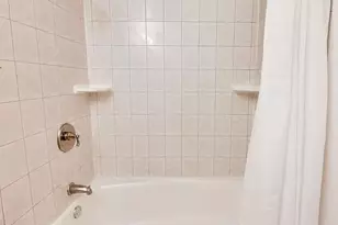3200 N Lake Shore Dr, Chicago, IL 60657 - Photo 17