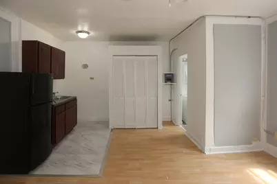 4735 N Beacon Street #405, Chicago, IL 60640 - Photo 9
