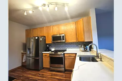 363 S Litchfield Drive, Round Lake, IL 60073 - Photo 9