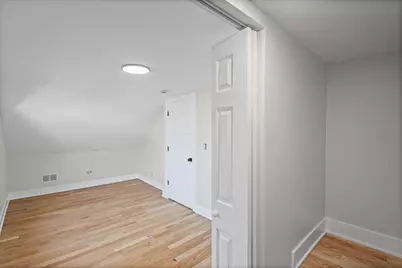 2709 Wesley Avenue, Berwyn, IL 60402 - Photo 13