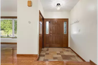 163 S Circle Avenue, Bloomingdale, IL 60108 - Photo 5