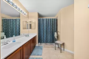 8204 Waterbury Dr, Joliet, IL 60431 - Photo 15