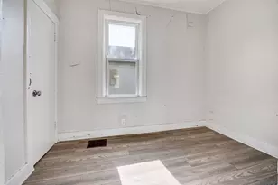7715 S Maryland Ave, Chicago, IL 60619 - Photo 13