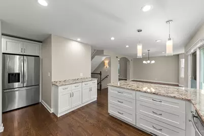 429 Pheasant Ridge Court, Darien, IL 60561 - Photo 11