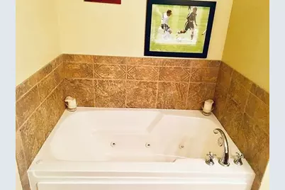 77 N Quentin Road #202, Palatine, IL 60067 - Photo 9