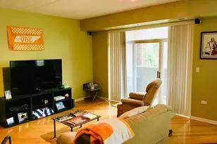 77 N Quentin Rd, Palatine, IL 60067 - Photo 3
