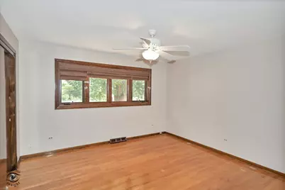 9953 S 82nd Court, Palos Hills, IL 60465 - Photo 15