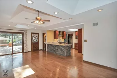 9953 S 82nd Court, Palos Hills, IL 60465 - Photo 9