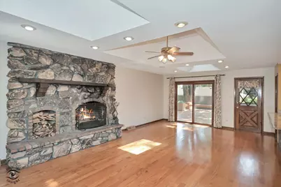 9953 S 82nd Court, Palos Hills, IL 60465 - Photo 7