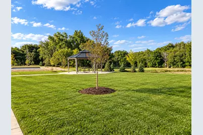 647 Ruby Street, Crystal Lake, IL 60014 - Photo 5