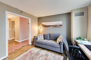 111 W Maple St, Chicago, IL 60610 - Photo 15