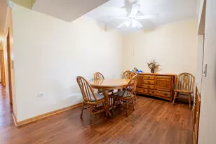 6420 Pine Trail Ln, Tinley Park, IL 60477 - Photo 11