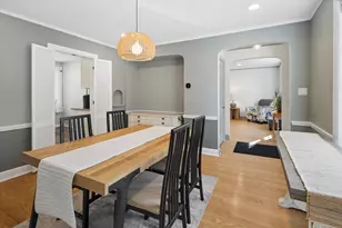 5825 N Caldwell Ave, Chicago, IL 60646 - Photo 5