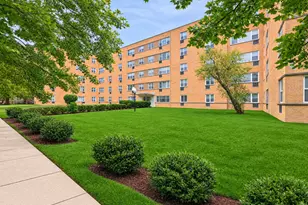 6161 N Hoyne Ave, Chicago, IL 60659 - Photo 1
