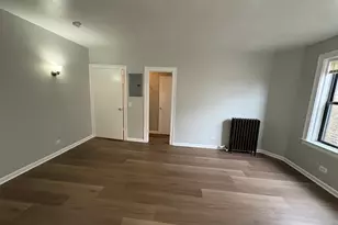 1712 W Estes Ave, Chicago, IL 60626 - Photo 3