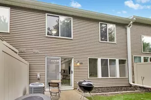 408 Locksley Dr, Streamwood, IL 60107 - Photo 35