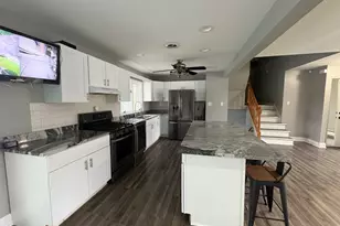 1621 Clay Ct, Melrose Park, IL 60160 - Photo 3