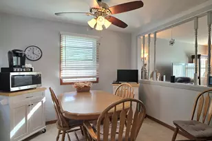 9001 S Maple Ln, Hickory Hills, IL 60457 - Photo 5
