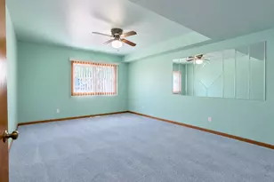 9001 S Maple Ln, Hickory Hills, IL 60457 - Photo 15