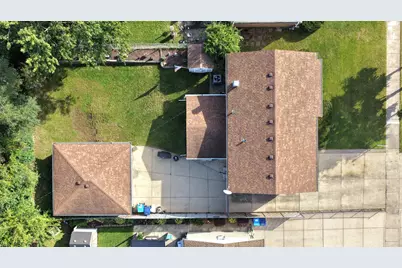 9001 S Maple Lane, Hickory Hills, IL 60457 - Photo 19