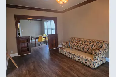 8621 S Marquette Avenue, Chicago, IL 60617 - Photo 3